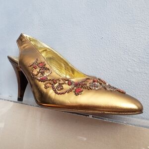 RENE CAOVILLA VINTAGE BEADING & GOLD LEATHER SLING BACK SIZE IT 37.5